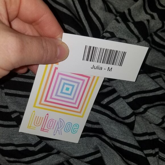 NWT LulaRoe Julia Dress Size Medium Black Gray Stripes Horizontal Vertical - Picture 9 of 10
